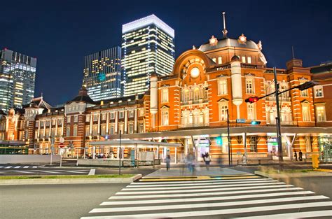 大手町駅から東京駅 歩き - 東京の街並みを感じる散歩道